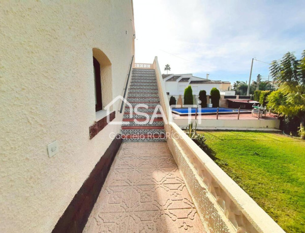 House-Villa For sell in Calpe in Alicante 