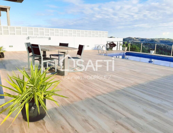 Hermoso chalet ubicado en Benissa pueblo. Una ocasión en la vida.