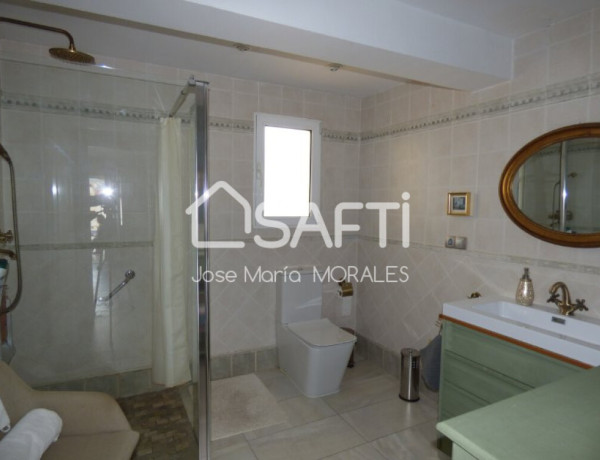 House-Villa For sell in Alfas del Pi in Alicante 