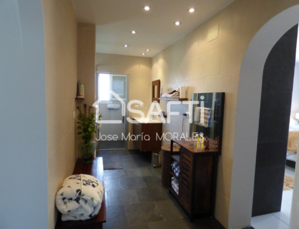 House-Villa For sell in Alfas del Pi in Alicante 