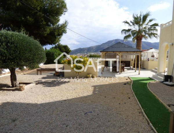 House-Villa For sell in Alfas del Pi in Alicante 