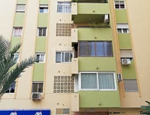 Flat For sell in Torremolinos in Málaga 