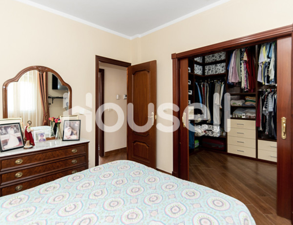 House-Villa For sell in Castilleja De La Cuesta in Sevilla 