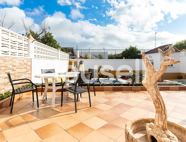 House-Villa For sell in Castilleja De La Cuesta in Sevilla 