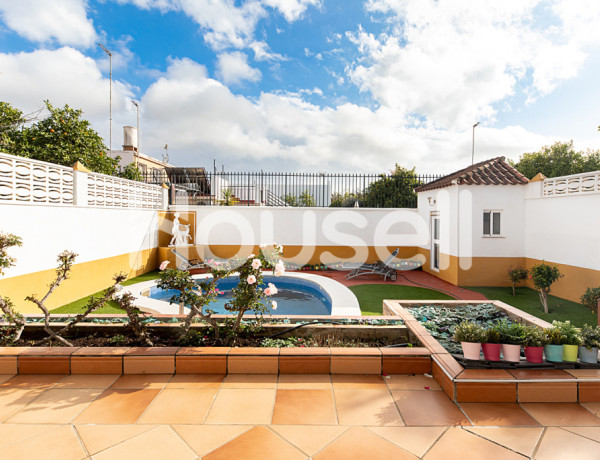 House-Villa For sell in Castilleja De La Cuesta in Sevilla 