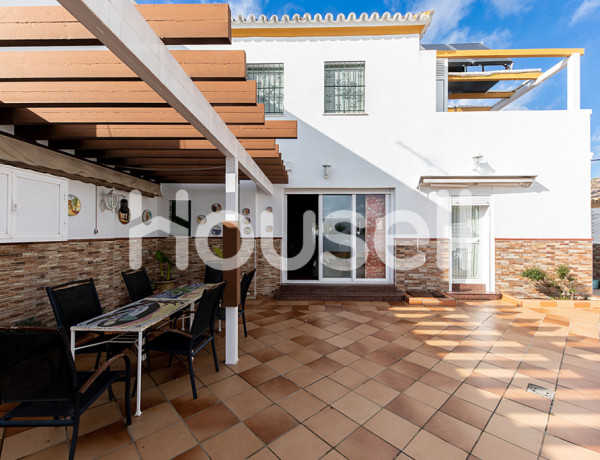 House-Villa For sell in Castilleja De La Cuesta in Sevilla 