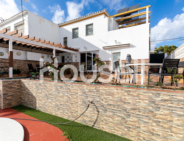 House-Villa For sell in Castilleja De La Cuesta in Sevilla 