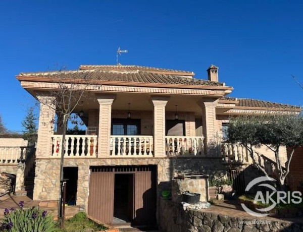 House-Villa For sell in Caraquiz in Guadalajara 