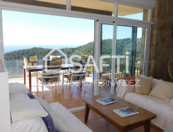 House-Villa For sell in Tossa De Mar in Girona 