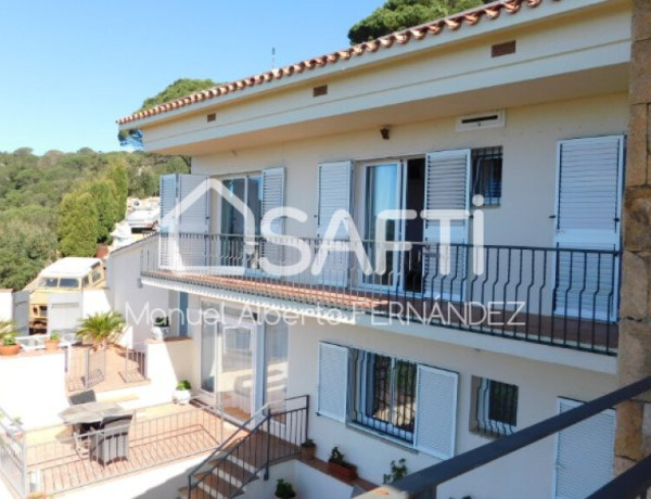 House-Villa For sell in Tossa De Mar in Girona 