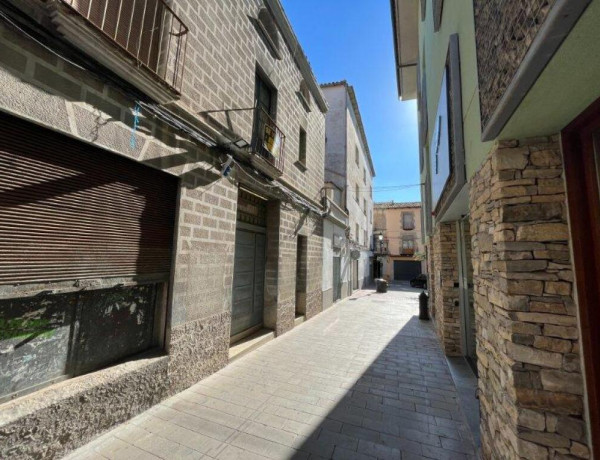 Terraced house For sell in Sallent in Barcelona 