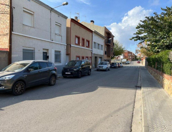 Parcela urbana de 320 m2 en Sant Vicenç de Castellet.