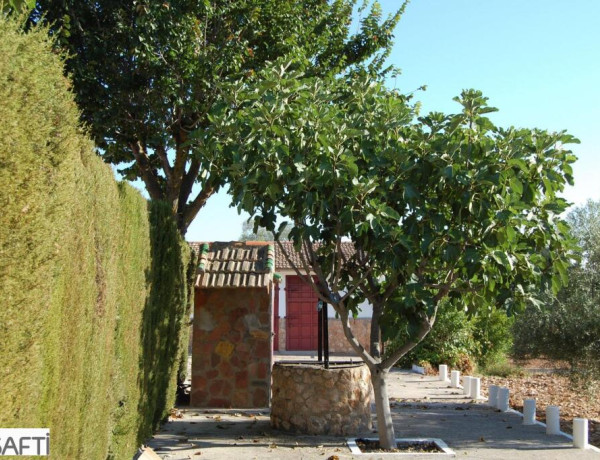 Casa-Chalet en Venta en Miguelturra