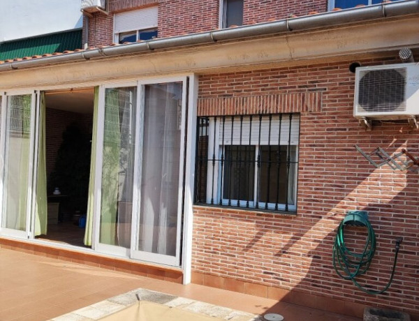 Chalet adosado en venta en Ciudad Jardín.