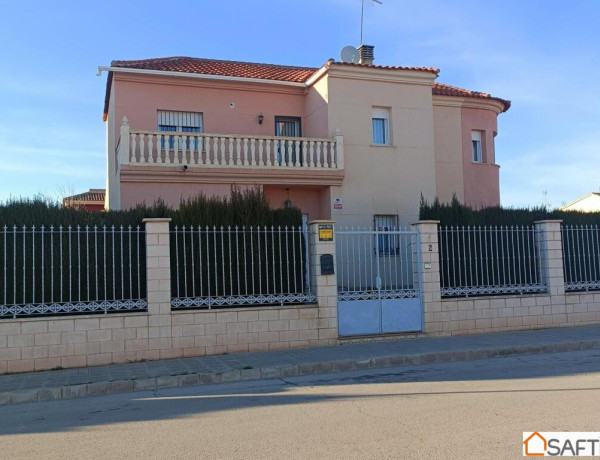 House-Villa For sell in Manzanares in Ciudad Real 