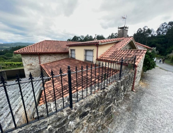 Country house For sell in Estrada, A in Pontevedra 