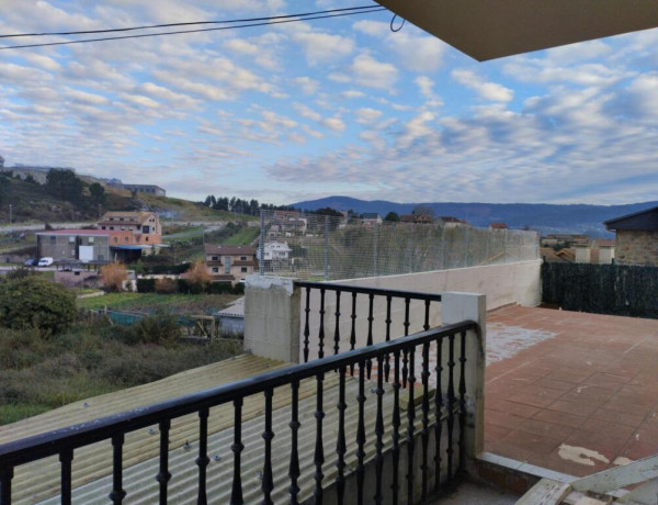 GRAN OPORTUNIDAD, excelente chalet en venta en en Cambados