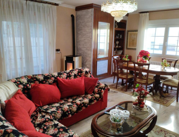 House-Villa For sell in Vilagarcia De Arousa in Pontevedra 