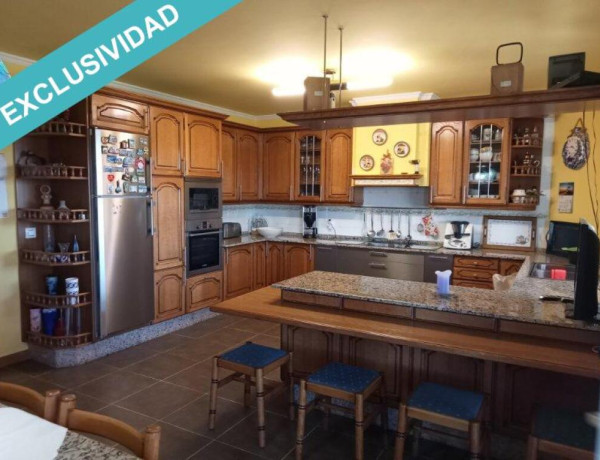 House-Villa For sell in Vilagarcia De Arousa in Pontevedra 