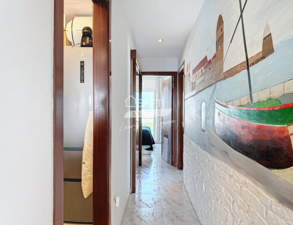 Apartment For sell in Empuriabrava in Girona 