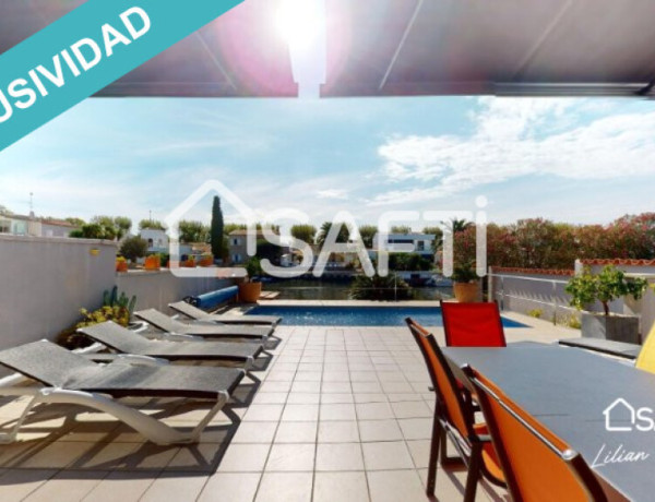 ¡EXCLUSIVO! Sublime casa situada en el ancho canal de Empuriabrava