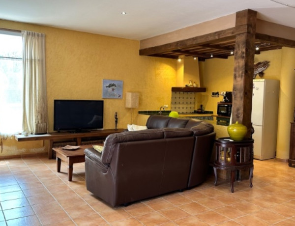 House-Villa For sell in Mont Ras in Girona 
