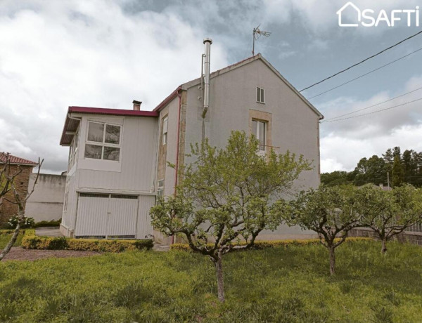 House-Villa For sell in Carballiño, O in Pontevedra 