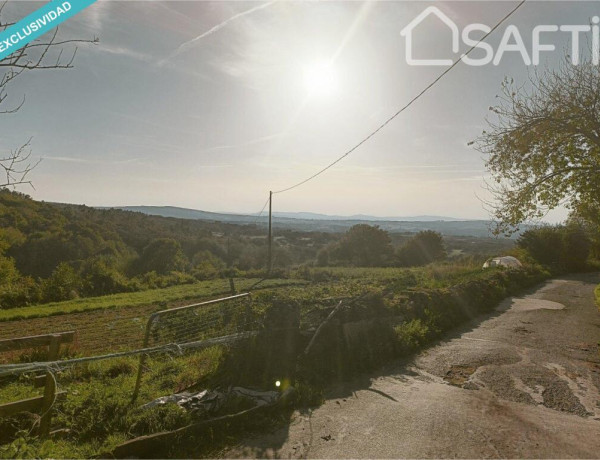 ENCANTADORA CASA RURAL SOBRE LA LADERA DEL MONTE FARO