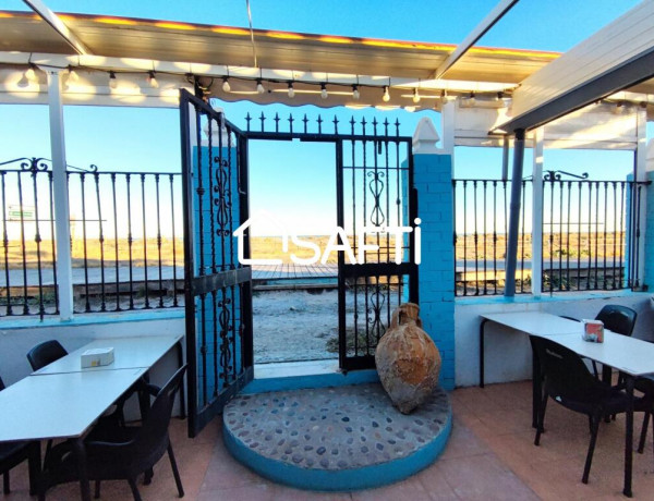 Restaurante en primera línea del mar