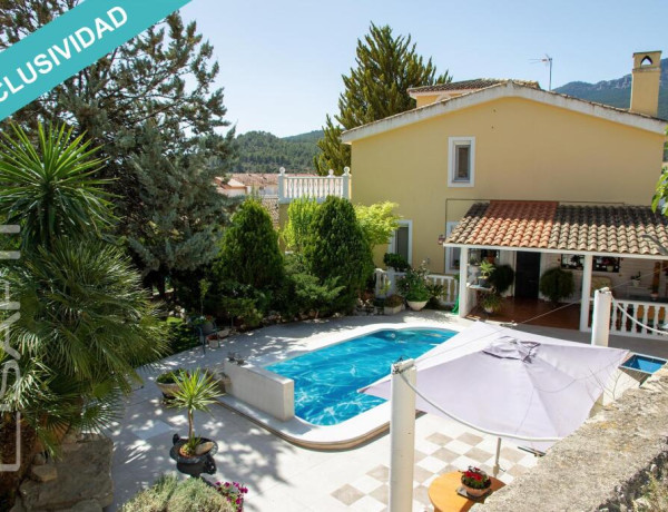 House-Villa For sell in Moratalla in Murcia 