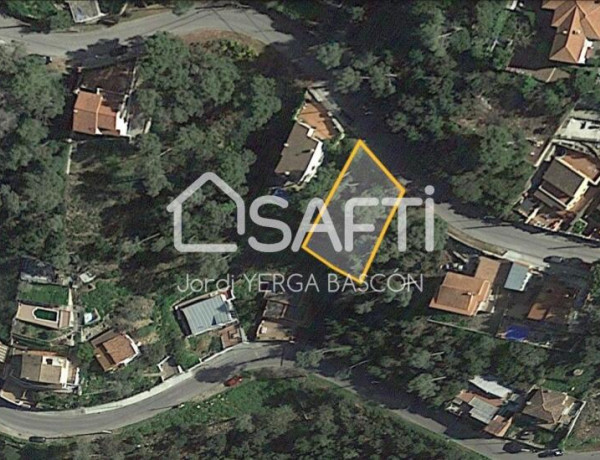 TERRENO RESIDENCIAL 494 m2 URB. LA SELVA NEGRA