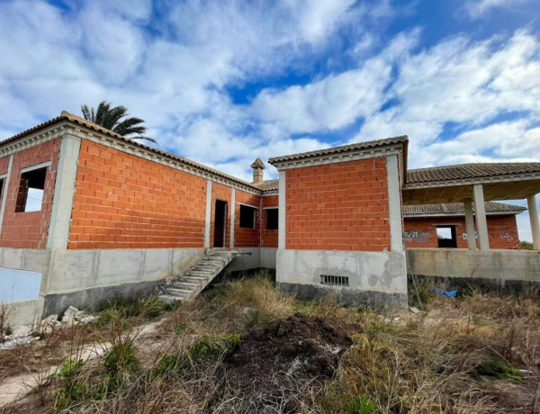 Espectacular OPORTUNIDAD de parcela y estructura con planta americana en Molins, Orihuela.