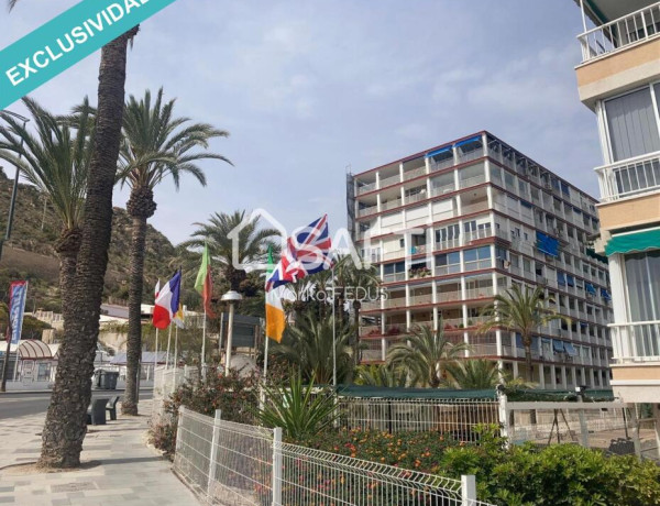 ¡Oportunidad de inversión! Venta de propiedad nuda: Ático frente al mar en Alicante