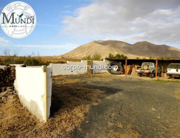 Carpe Mundi Inmobiliaria - Una Joya en Fuerteventura: Casa de Campo en La Matilla