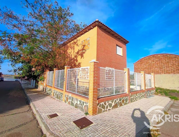 House-Villa For sell in Santo Domingo-Caudilla in Toledo 