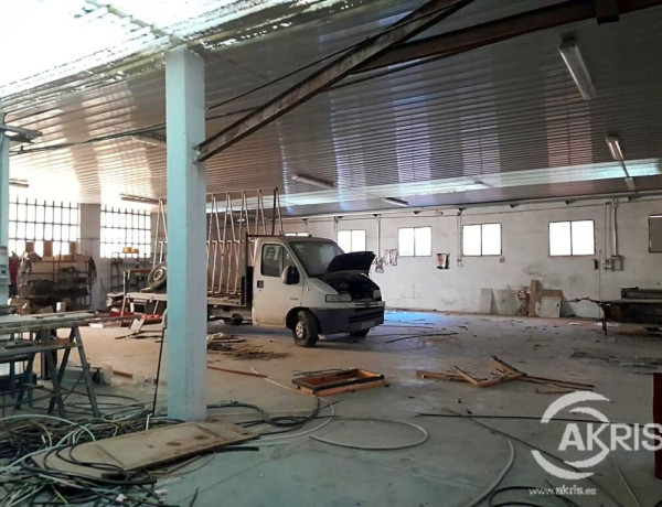 Industrial nave For sell in Yuncos in Toledo 
