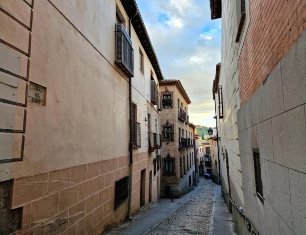 EDIFICIO DE 6 VIVIENDAS EN EL CASCO HISTÓRICO DE TOLED