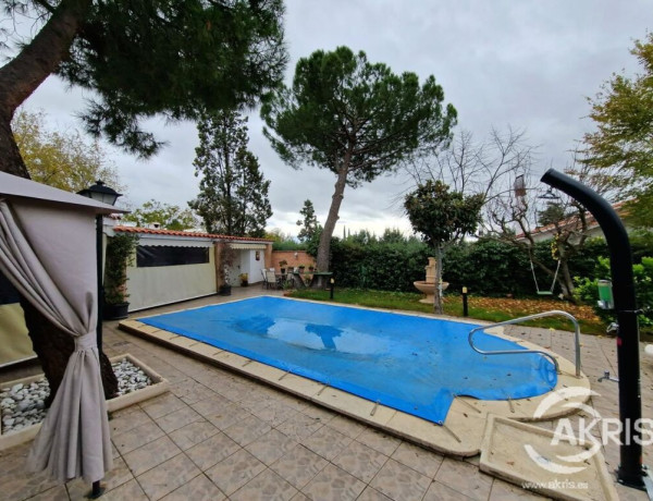 House-Villa For sell in Olias Del Rey in Toledo 