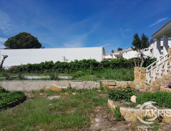 House-Villa For sell in Mentrida in Toledo 