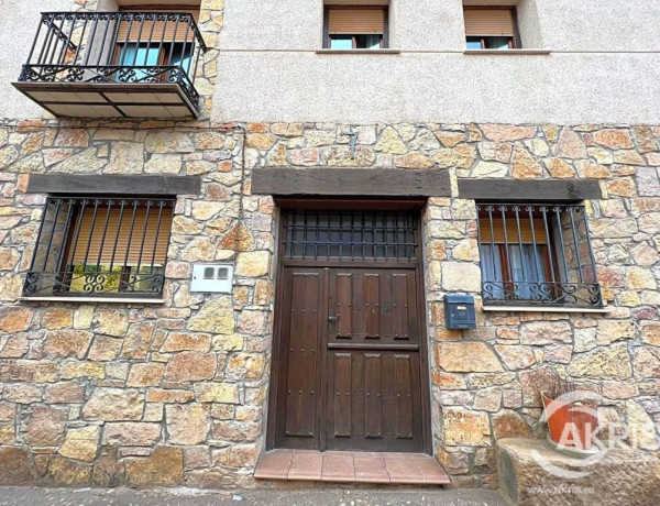 Town house For sell in Cogolludo in Guadalajara 