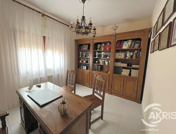 Town house For sell in Cogolludo in Guadalajara 