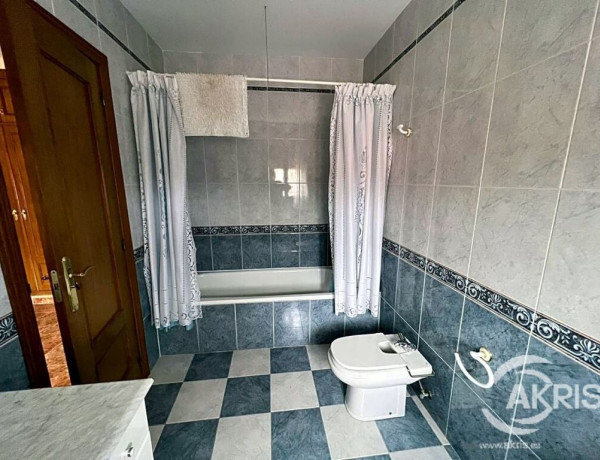 Town house For sell in Cogolludo in Guadalajara 