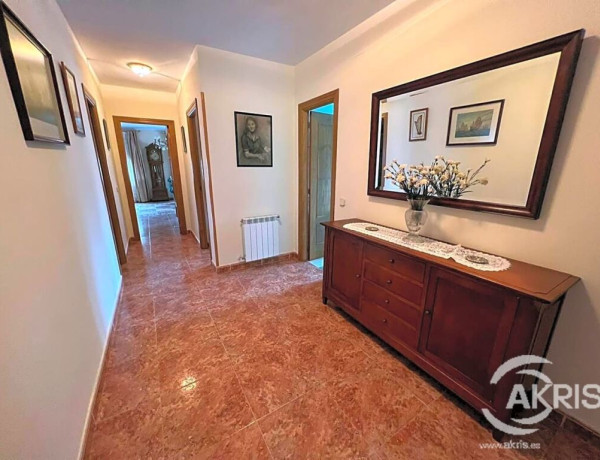 Town house For sell in Cogolludo in Guadalajara 