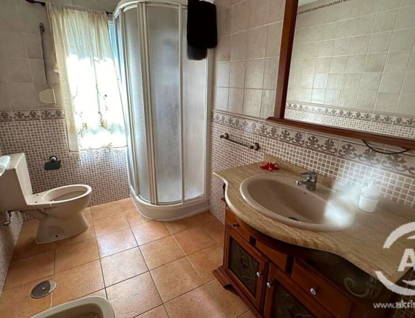 House-Villa For sell in Talavera De La Reina in Toledo 