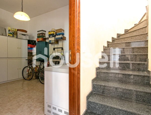 Casa en venta de 300 m² en Carrer Mercè Rodoreda, 08635 Sant Esteve Sesrovires (Barcelona)