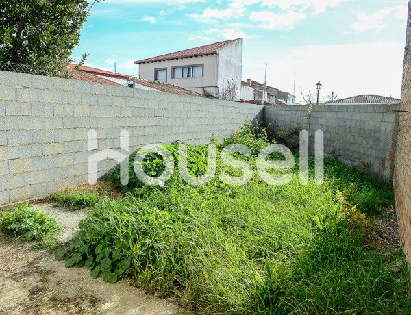 House-Villa For sell in Casas De Don Gomez in Cáceres 