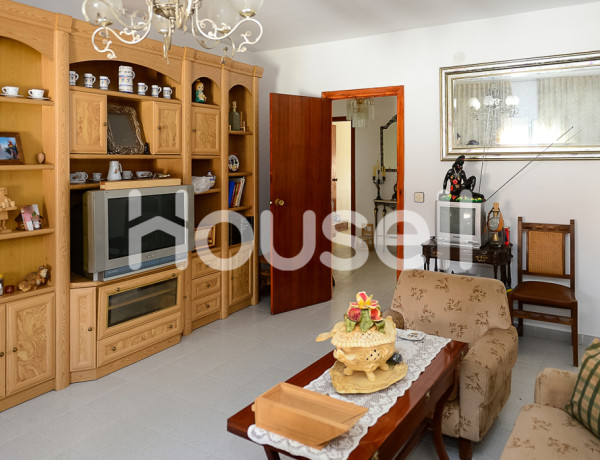 House-Villa For sell in Casas De Don Gomez in Cáceres 