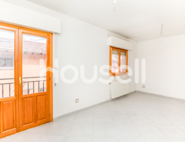 House-Villa For sell in Hoyo De Pinares, El in Ávila 