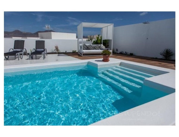 Casa-Chalet en Venta en Playa Blanca (Lanzarote) Las Palmas Ref: PB 8076