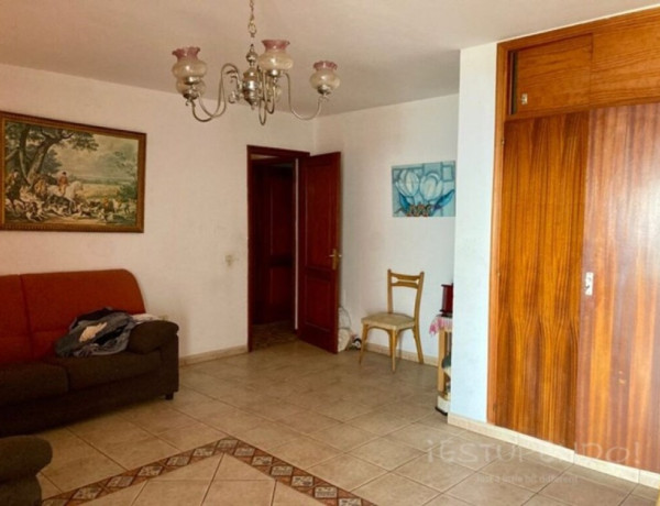 House-Villa For sell in Tias (Lanzarote) in Las Palmas 